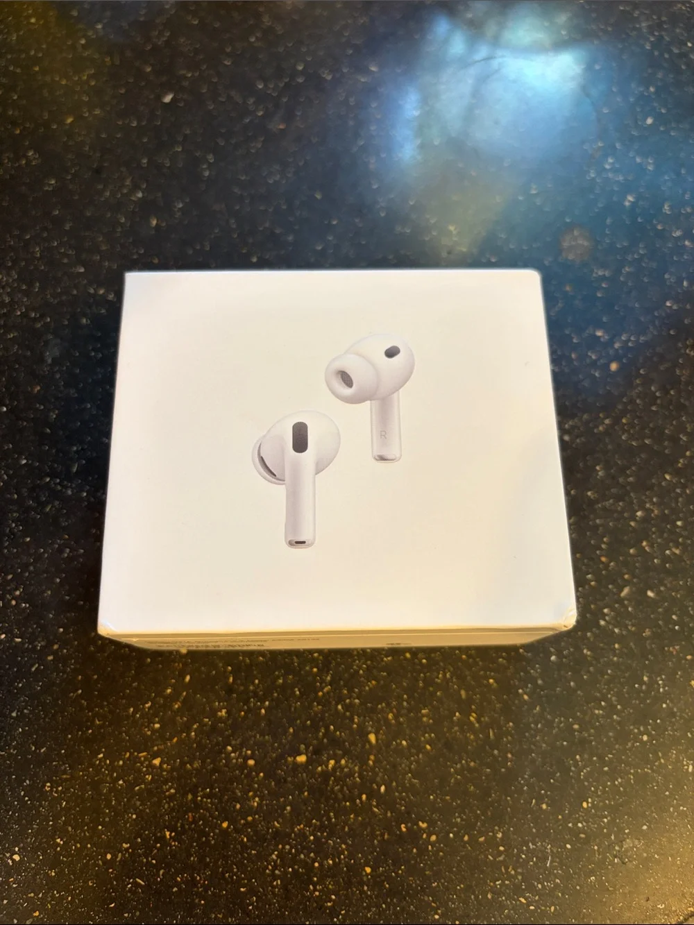 Apple White AirPods Pro (3rd Gen) Wireless Noise-Canceling Earbuds